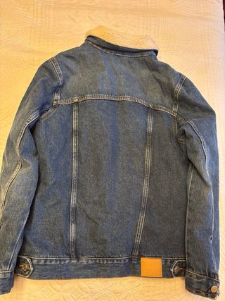 Cazadora vaquera con cuello borreguito T.36