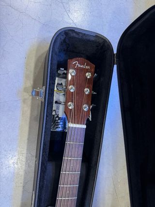 Fender CC-140SCE SB con estuche