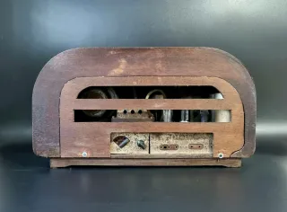 Radio antigua Sonnorclair año 1939 línea Art Deco