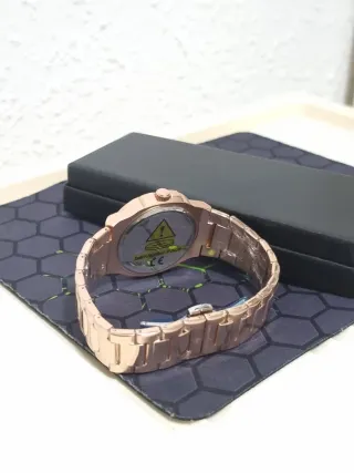 Reloj de Hombre Dorado y Azul