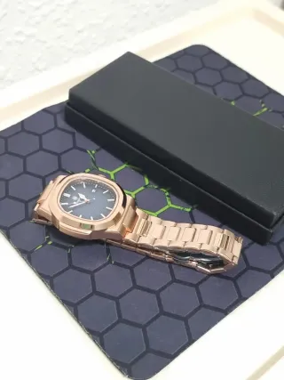 Reloj de Hombre Dorado y Azul