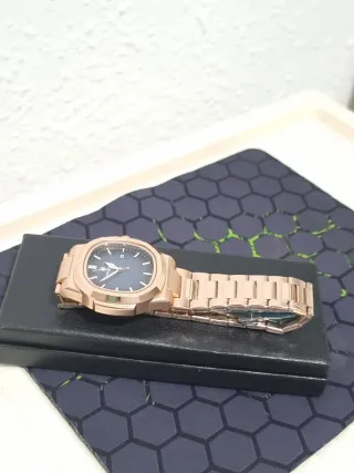 Reloj de Hombre Dorado y Azul