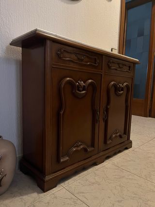 Aparador antiguo madera maciza con mármol