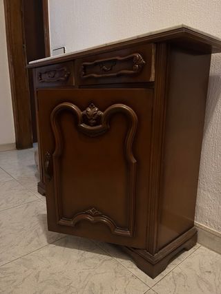 Aparador antiguo madera maciza con mármol