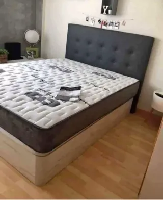 Canapé y Colchón Beige/Gris