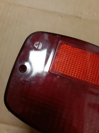 Tulipa piloto trasero Sanglas