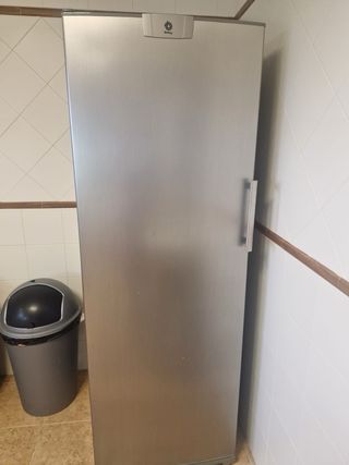 Cocina completa madera, cristal y metal