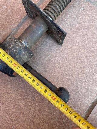 Tornillo de banco carpintero antiguo