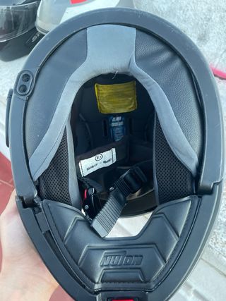 Casco de moto Nolan gris