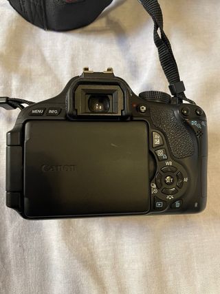 Canon EOS 600D Cámara Digital