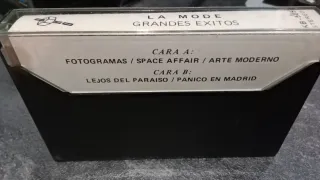La Mode - Grandes Éxitos Cassette
