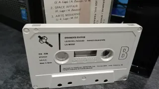 La Mode - Grandes Éxitos Cassette