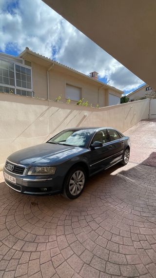 Audi A8 2004