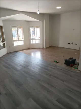 Montaje cocinas, puertas y suelos laminados