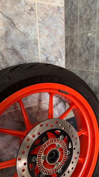 Rueda trasera KTM Duke 125 2022