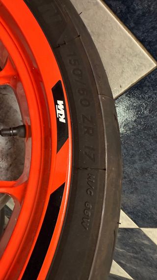 Rueda trasera KTM Duke 125 2022