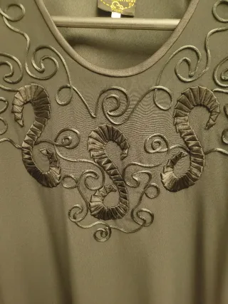 Vestido negro A. Herrero T.50