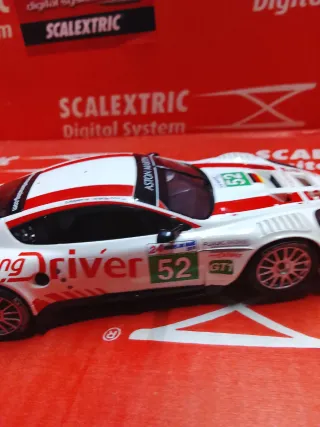 Scalextric Aston Martin DBR9 Digital System