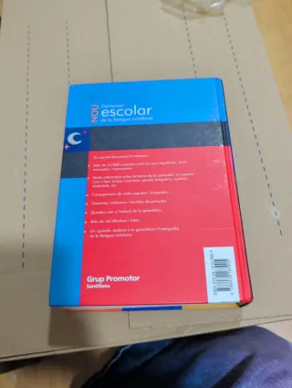 NOU DICCIONARI ESCOLAR DE LA LLENGUA CATALANA C...