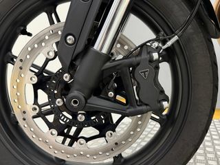 TRIUMPH SPEED TWIN 900