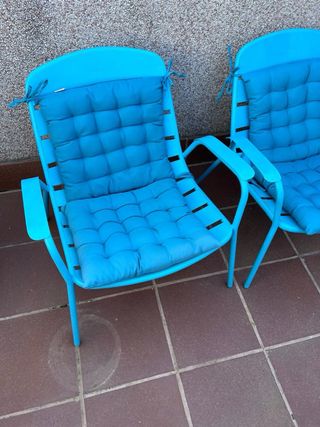 2 Sillas de Exterior Azules, apilables