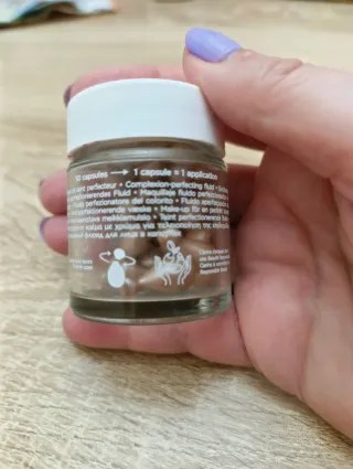 Clarins Milky Boost Cápsulas Maquillaje