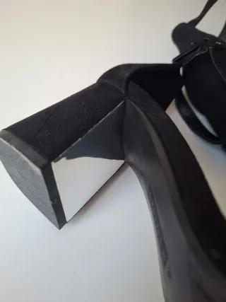 Sandalias tacón cuadrado negras