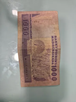 Billete 1000 Ariary Madagascar