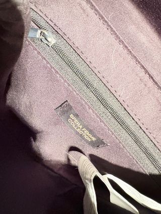 Bolso bandolera con tachuelas de Sfera