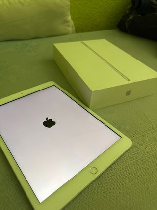 Apple iPad 8 32gb como nuevo