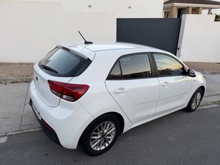 KIA Rio 2018