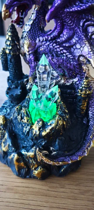 Figura Dragón con Luz