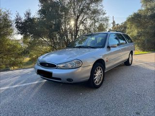 Ford Mondeo GHIA V6 Automatico