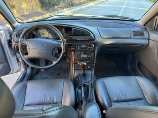 Ford Mondeo GHIA V6 Automatico