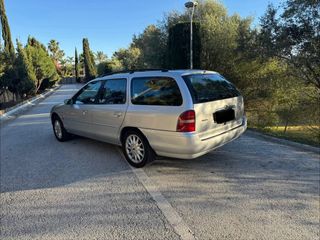 Ford Mondeo GHIA V6 Automatico