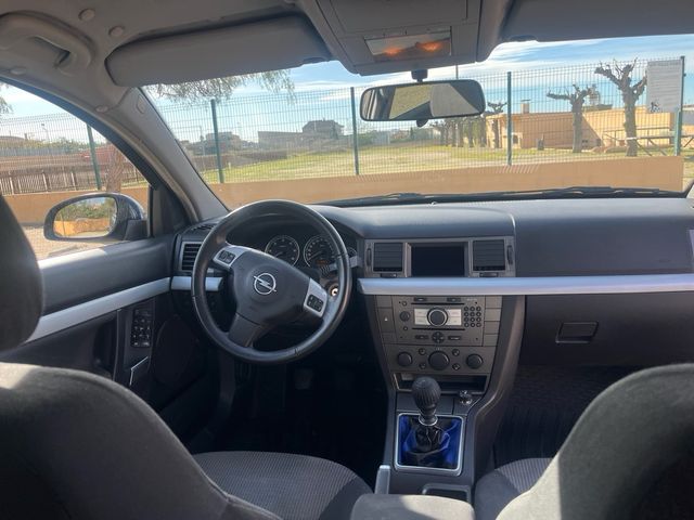 Opel Vectra Familiar 2005