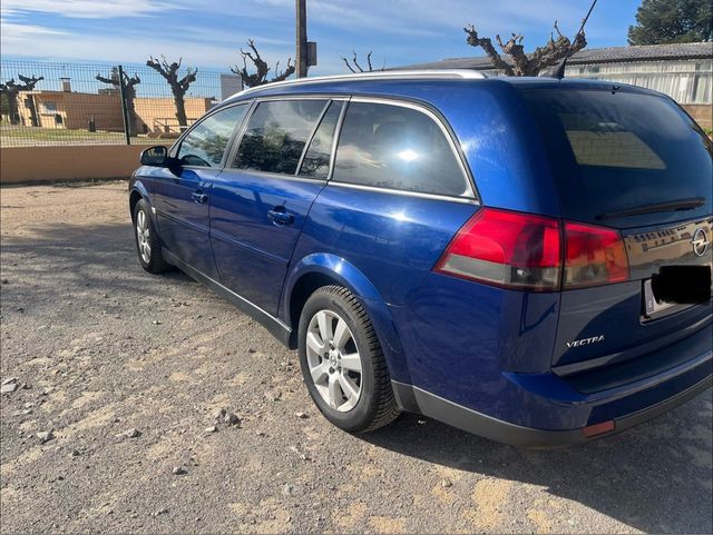 Opel Vectra Familiar 2005