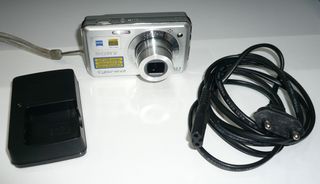 Cámara Sony Cyber-shot DSC-W230 Plata