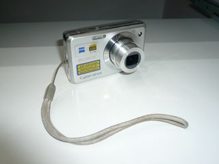 Cámara Sony Cyber-shot DSC-W230 Plata