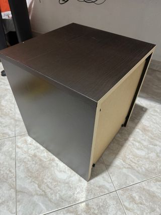 Mesita de noche 2 cajones