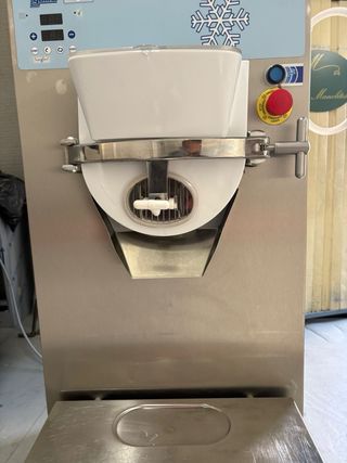 Máquina de Helados Industrial//Gelita PT1-2XPT1