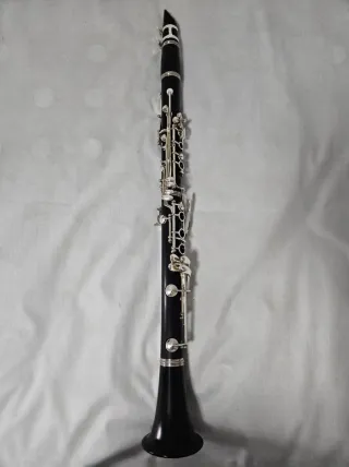 Clarinete Buffet Prodige ABS llaves plateadas.