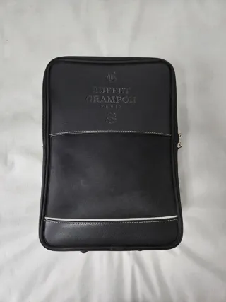 Clarinete Buffet Prodige ABS llaves plateadas.