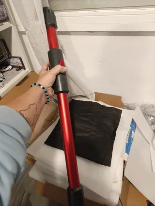 Aspirador de mano con piezas de recambio de regalo