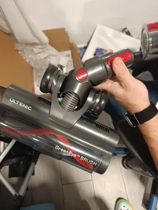 Aspirador de mano con piezas de recambio de regalo