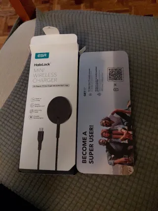 Cargador Inalámbrico Mini ESR HaloLock