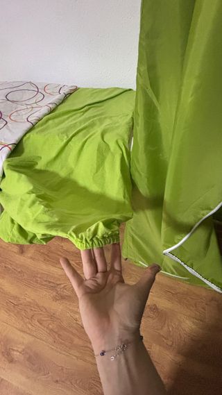 Conjunto economico:Armario portatil + ropa de cama