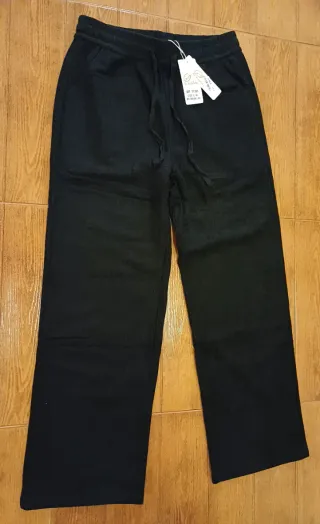 Pantalón de Pana Negro. Talla L.  Mujer