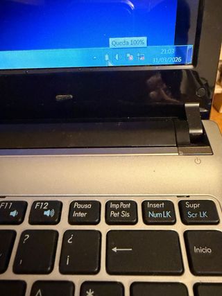 Portátil ASUS 13 Plata