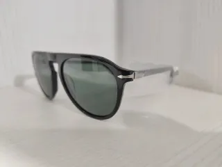 Persol 3302 Neri Occhiali da Sole
